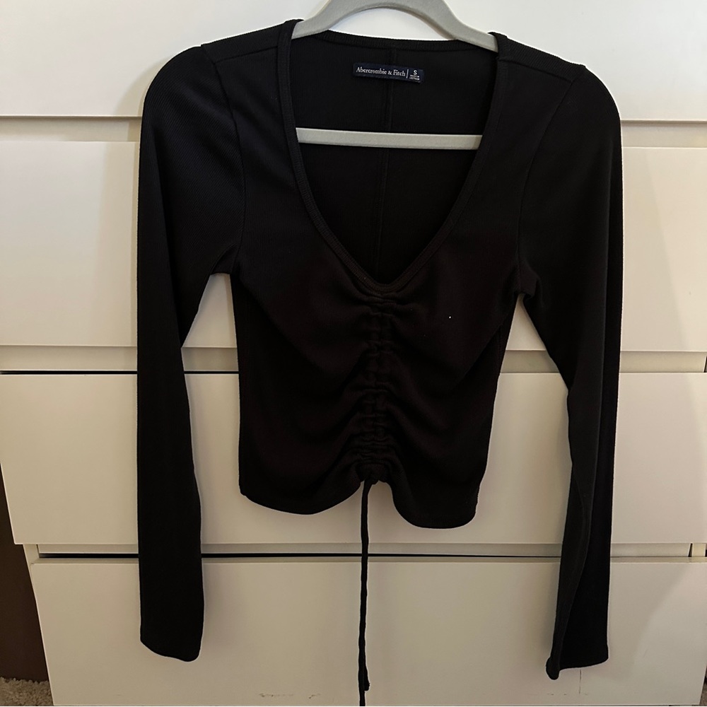 Abercrombie and Fitch black long sleeve